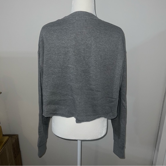 Socialite Cropped Sweatshirt Gray - Picture 3 of 5